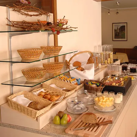 Hotel Viktoria-leukerbad-therme 3*