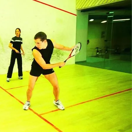 Ξενοδοχείο Viktoria-leukerbad-therme 3*